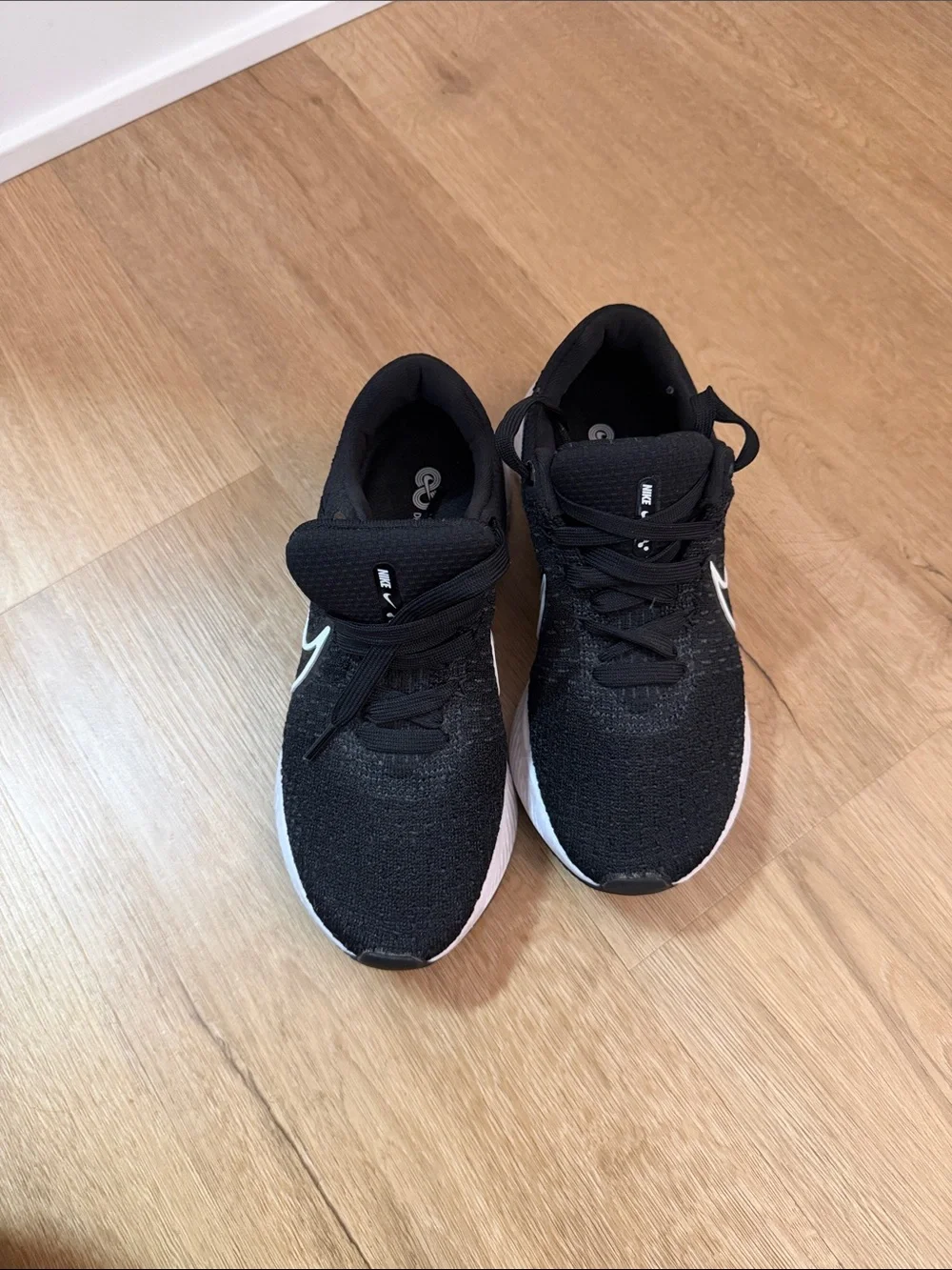 Nike WOMEN'S INFINITY REACT RUN 3
